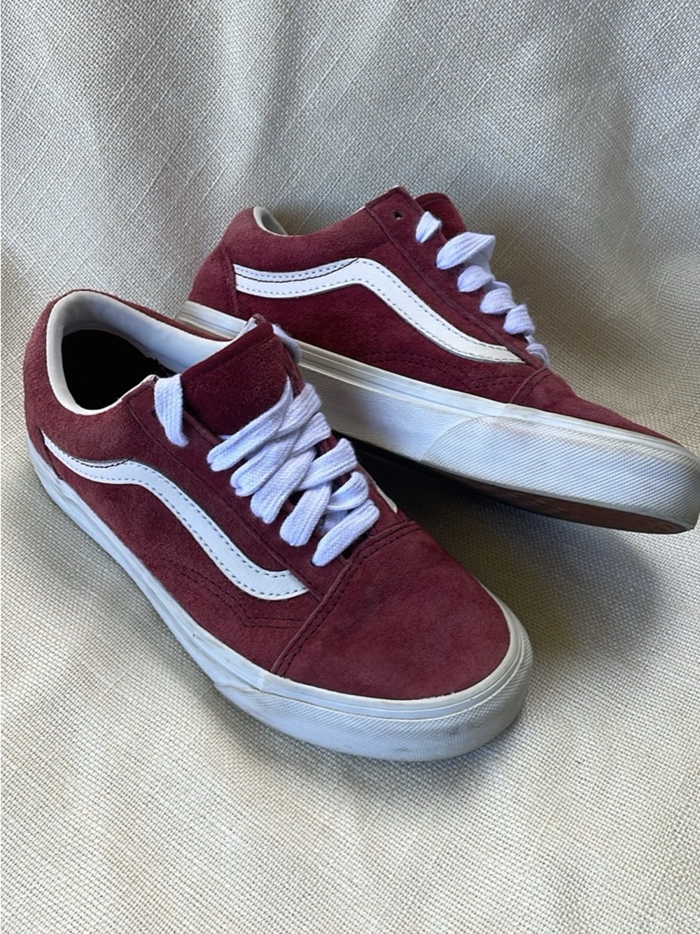 Vans Youth or Men’s Old Skool Suede Sneakers - Burgundy & White 3.5